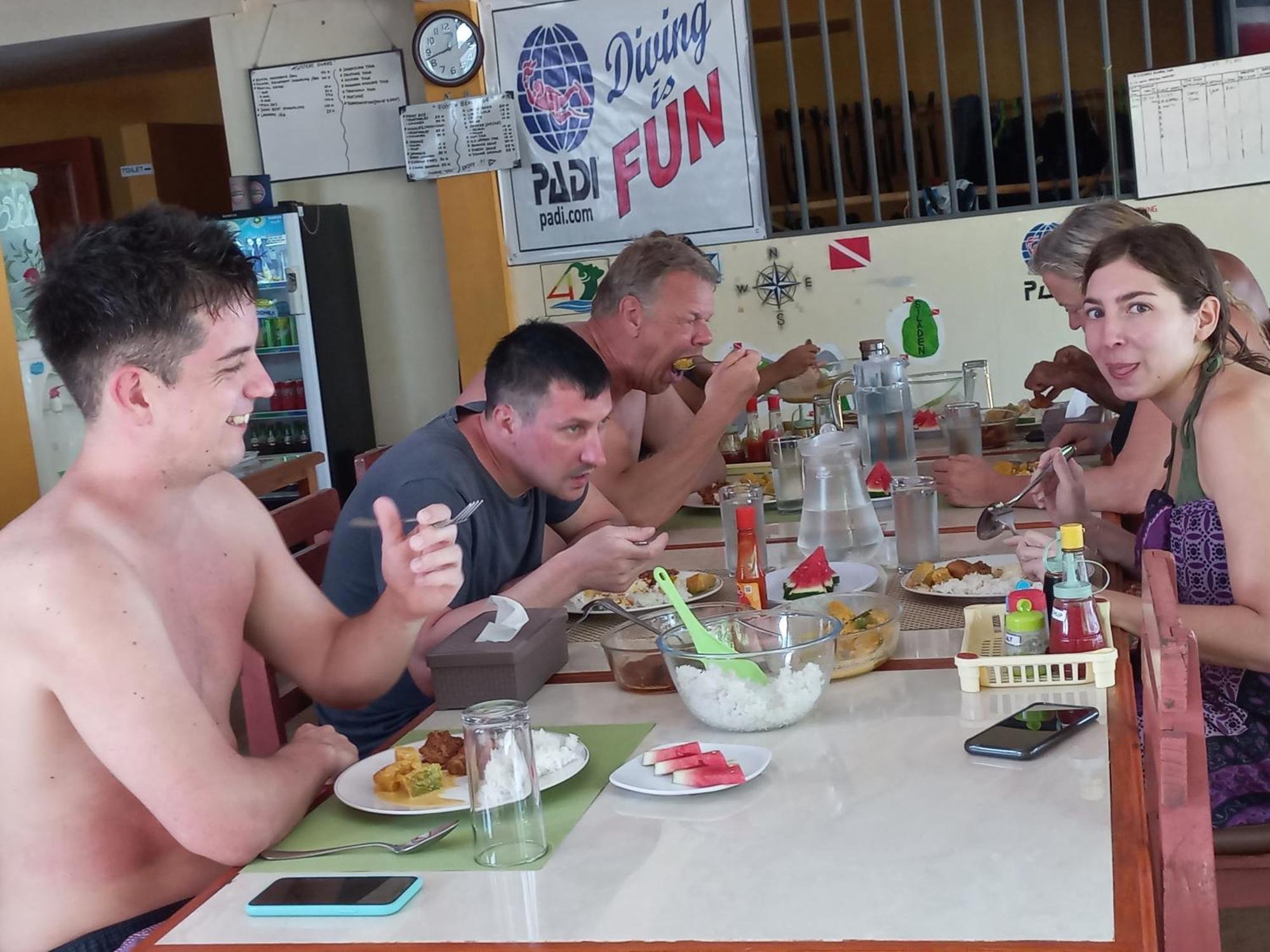 בונאקן 4 Sisters Divers מראה חיצוני תמונה