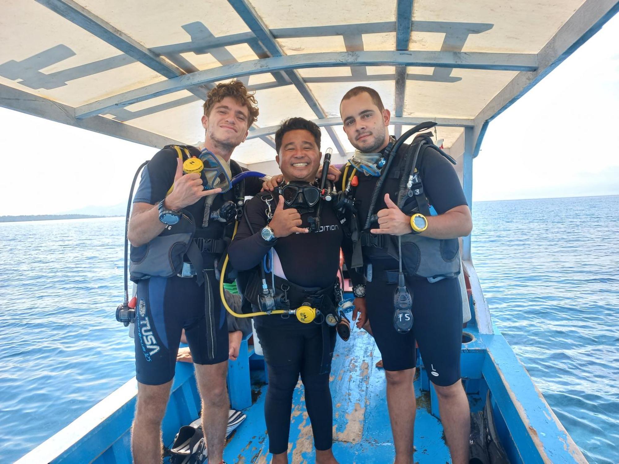 בונאקן 4 Sisters Divers מראה חיצוני תמונה