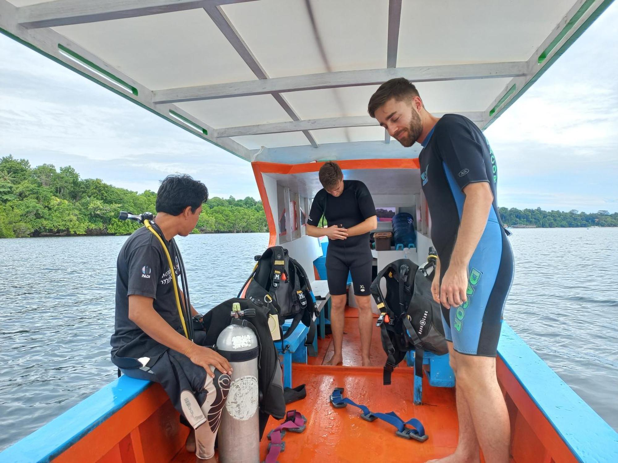 בונאקן 4 Sisters Divers מראה חיצוני תמונה